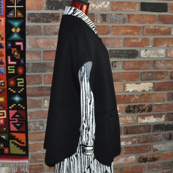Picadilly Canada Warm Woven Knit, Black & Grey Open Jacket Poncho Cape Shawl S - Picture 5 of 6